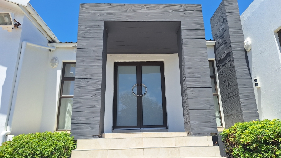 4 Bedroom Property for Sale in Gonubie Eastern Cape